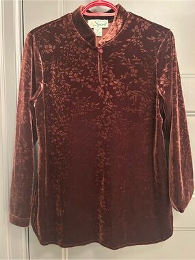 Northern Spirit Mandarin Colour Red Velvet Long Sleeve